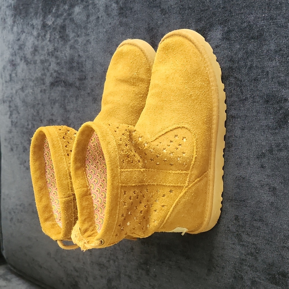 UGG Girl's Boots